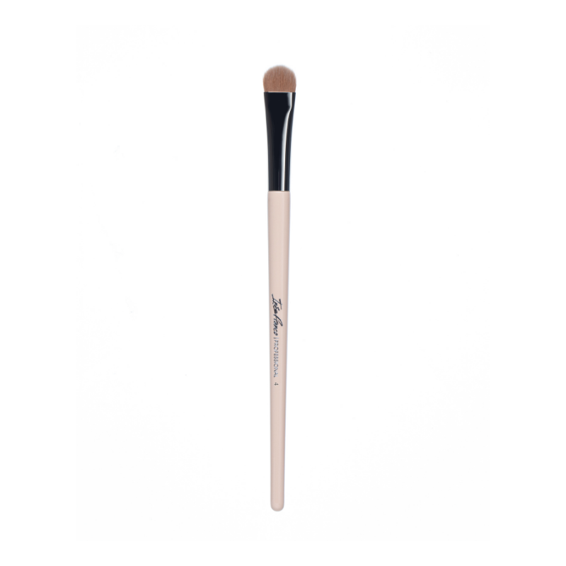 4. Flat Eyeshadow Brush